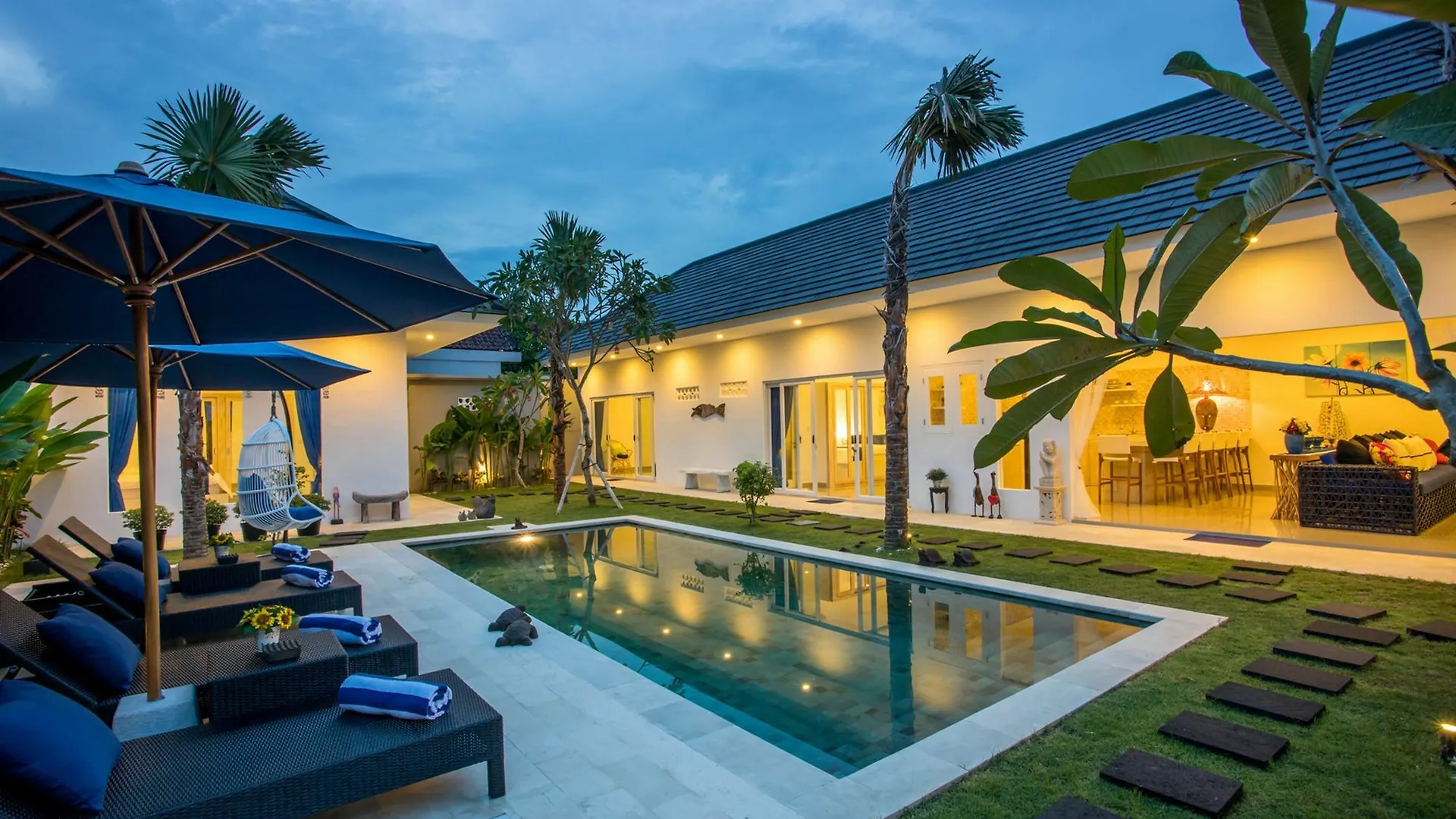 Holyfat Villa Seminyak  Indonesia